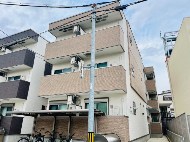 											フジパレス関目Ⅲ番館
										外観